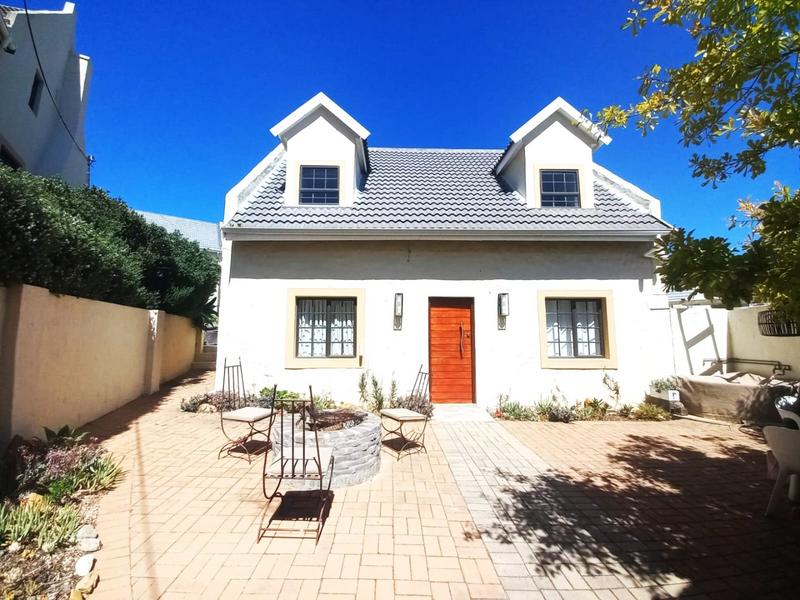 3 Bedroom Property for Sale in Vakansieplaas Western Cape